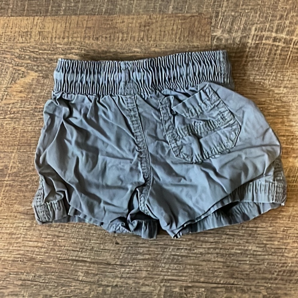 Carter’s Kid’s Shorts Size 12 Months - Picture 2 of 5
